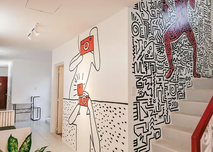 Vandrerhjem Murals Mactan *